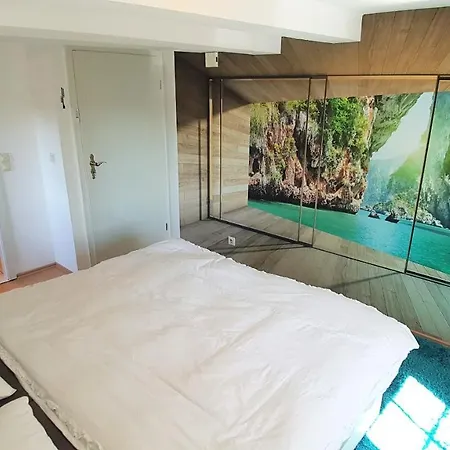 Parklife Apartment