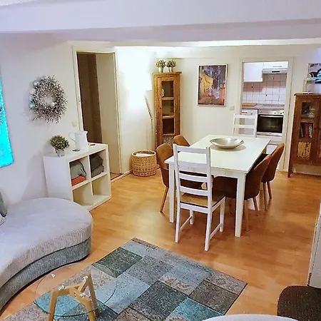 Parklife Apartment *